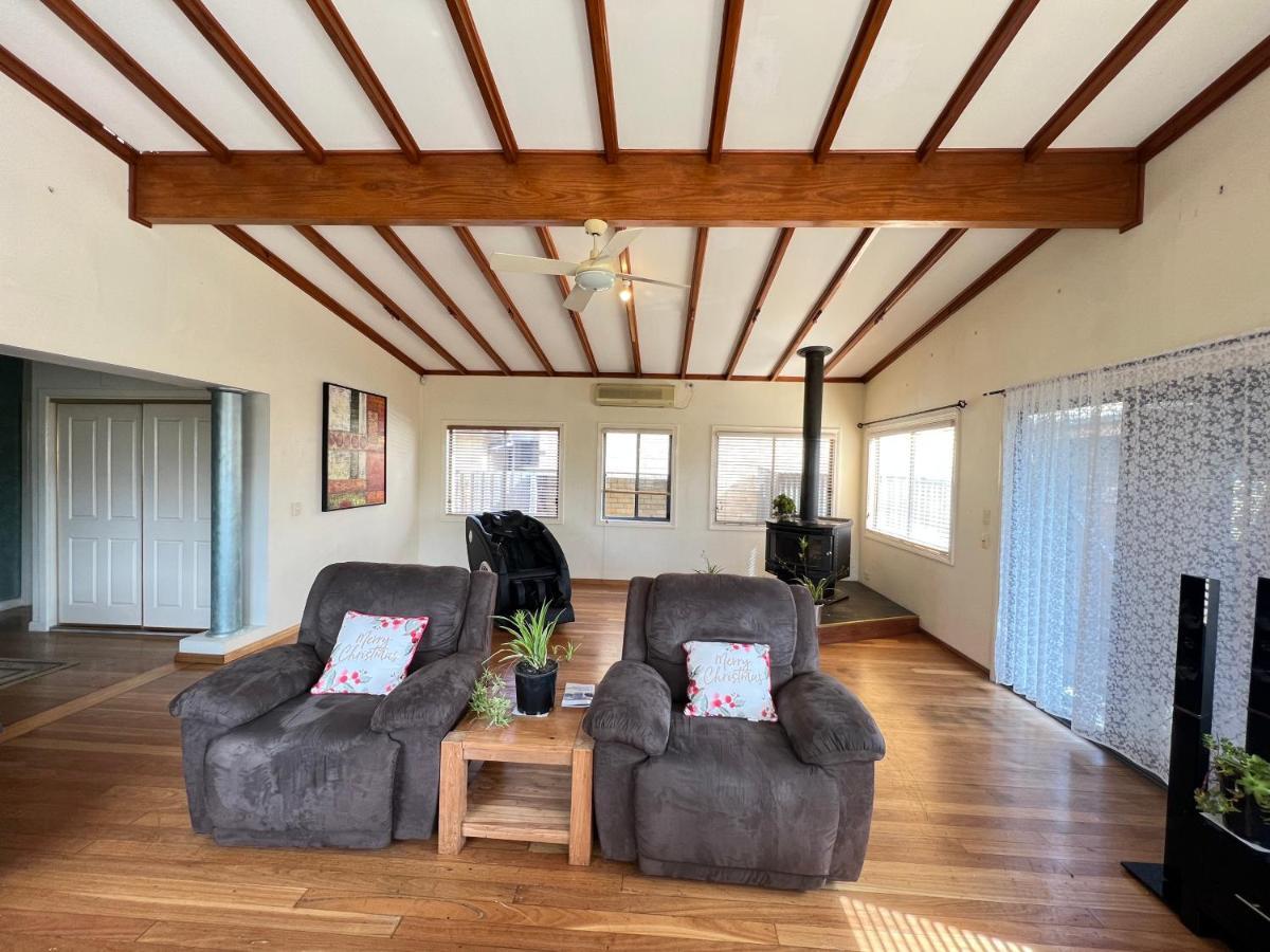 Cosy 4Br Home 15 Minutes Away From Melbourne Airport Saint Albans Ngoại thất bức ảnh