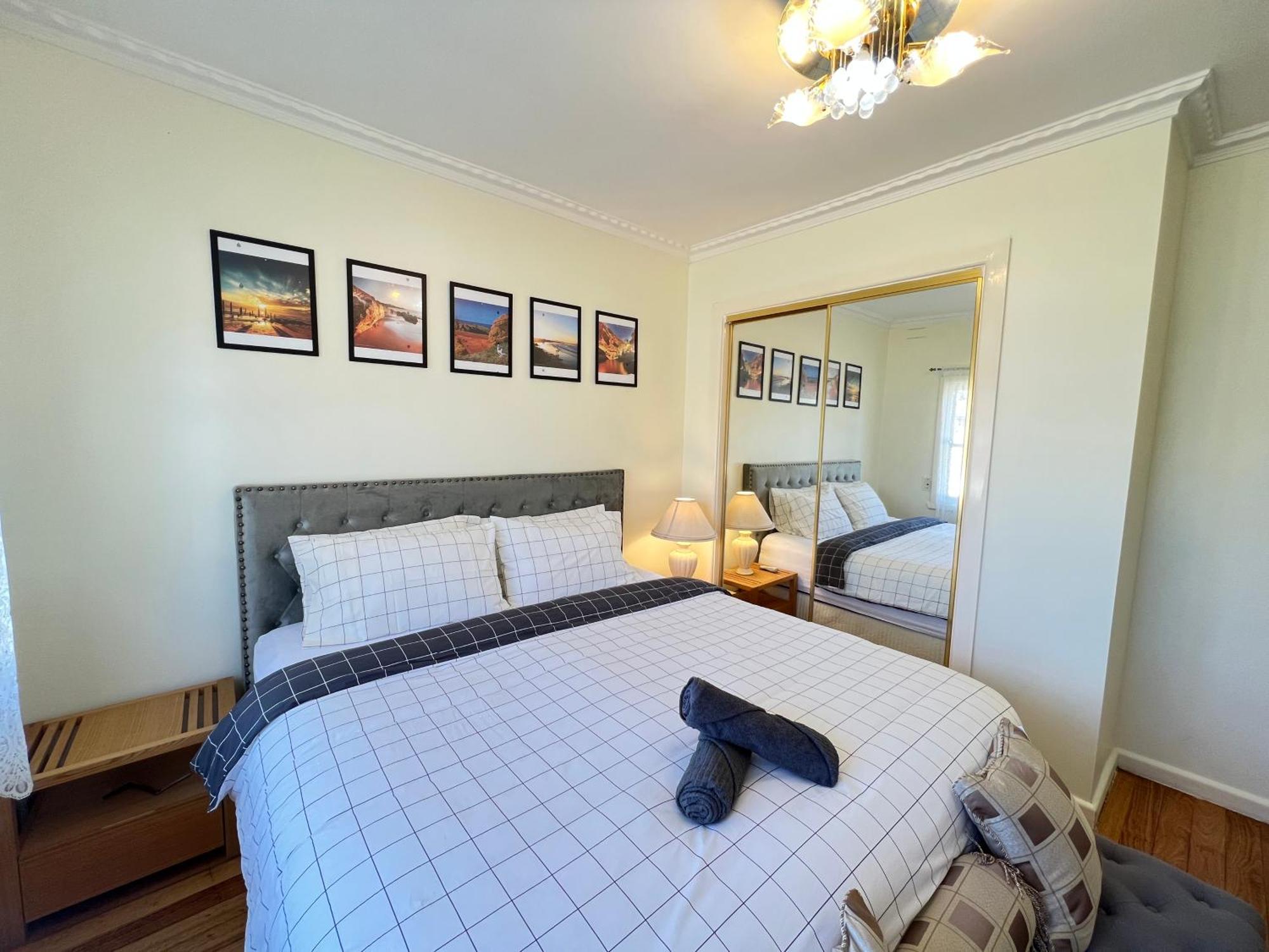Cosy 4Br Home 15 Minutes Away From Melbourne Airport Saint Albans Ngoại thất bức ảnh