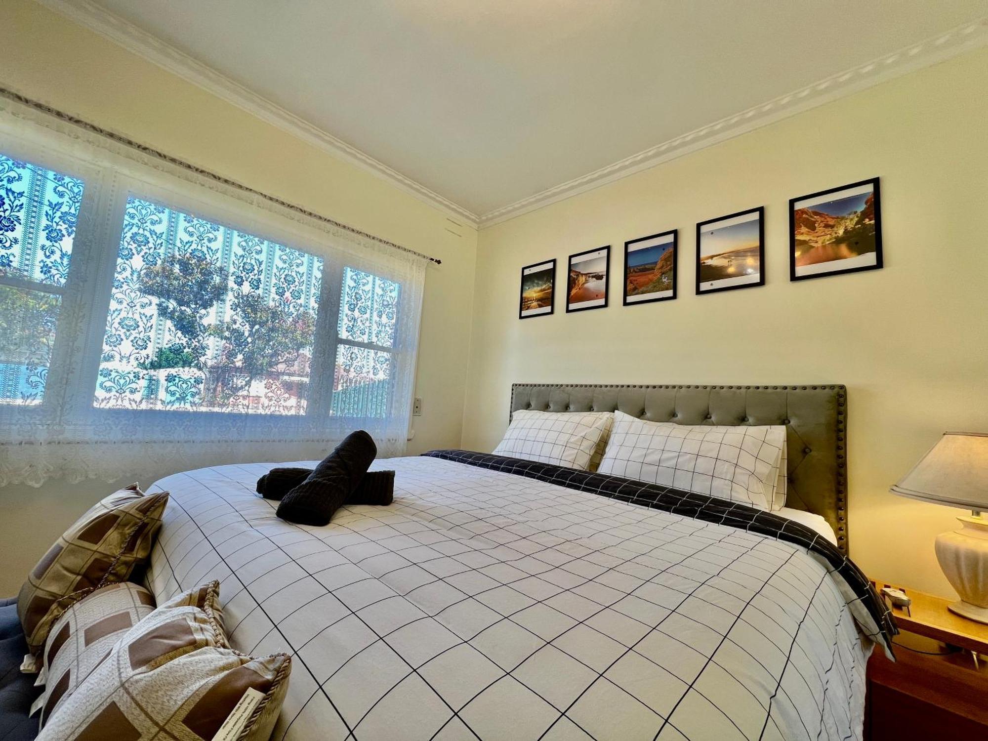 Cosy 4Br Home 15 Minutes Away From Melbourne Airport Saint Albans Ngoại thất bức ảnh