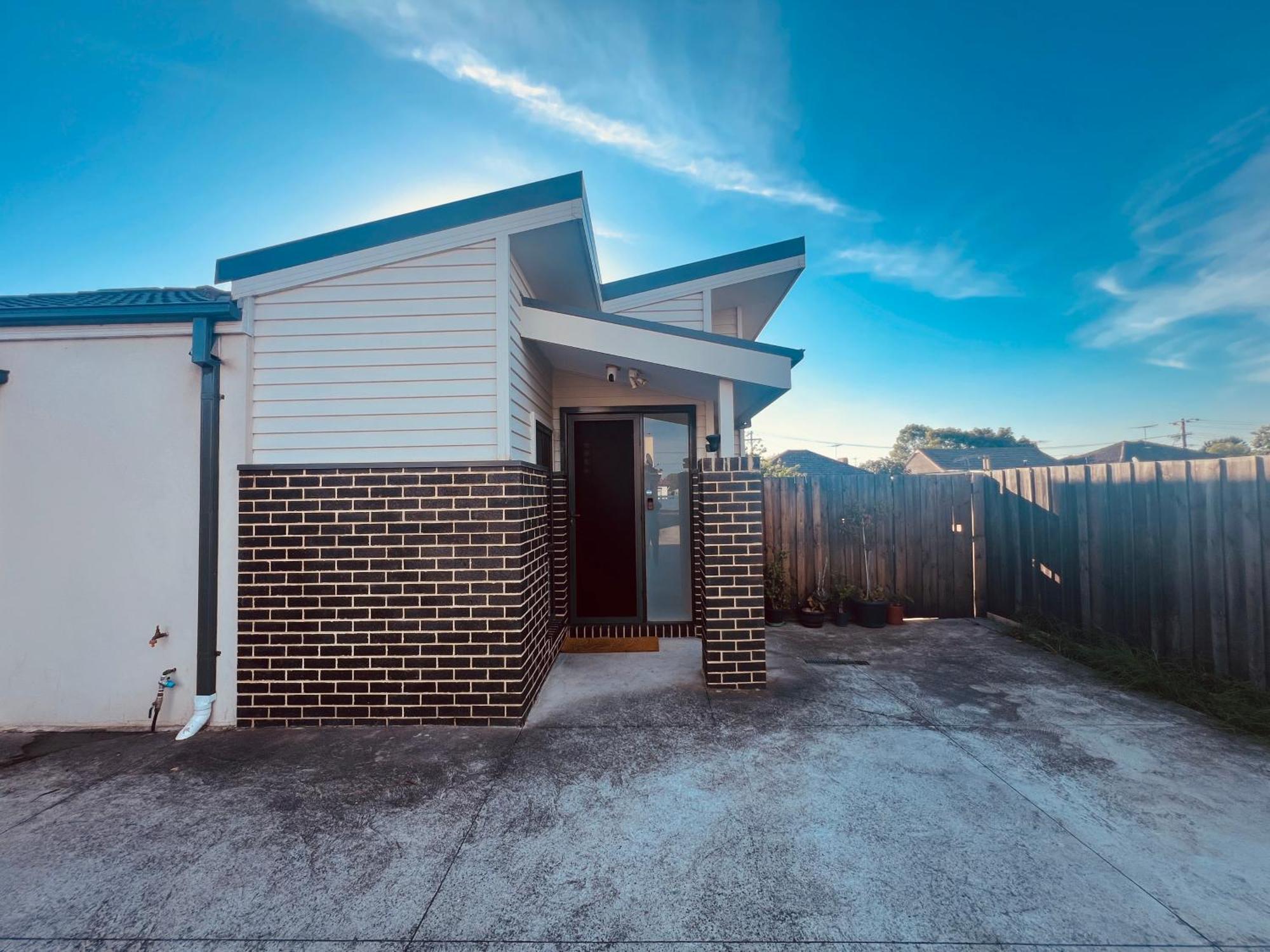 Cosy 4Br Home 15 Minutes Away From Melbourne Airport Saint Albans Ngoại thất bức ảnh