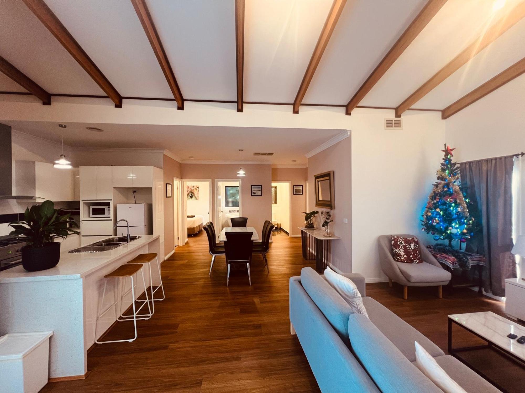 Cosy 4Br Home 15 Minutes Away From Melbourne Airport Saint Albans Ngoại thất bức ảnh