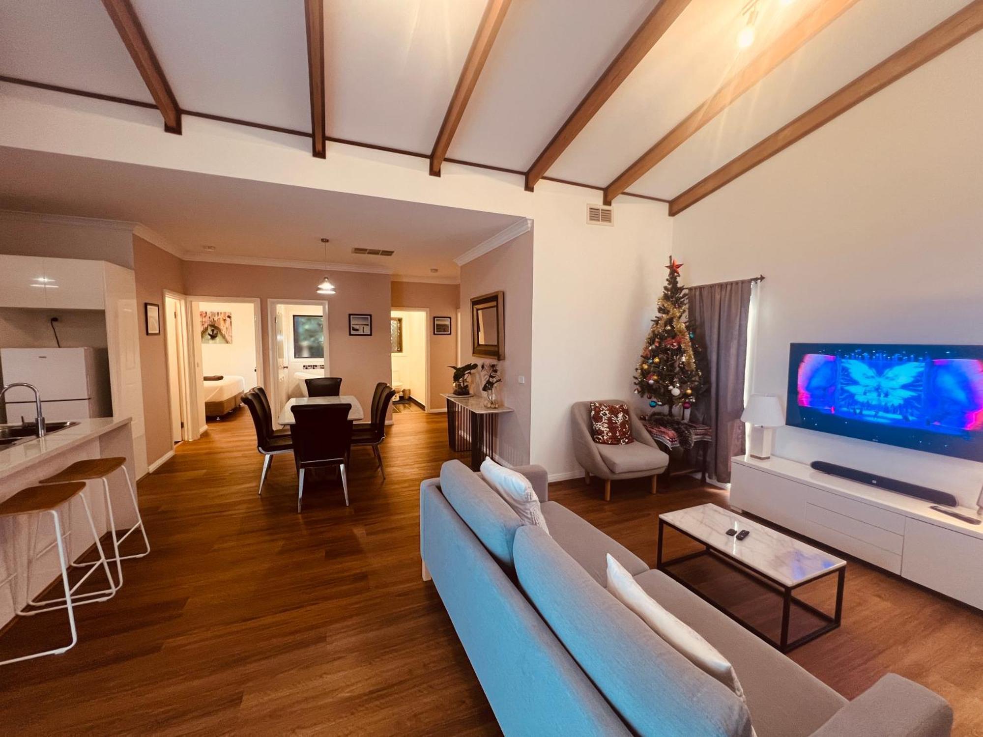 Cosy 4Br Home 15 Minutes Away From Melbourne Airport Saint Albans Ngoại thất bức ảnh