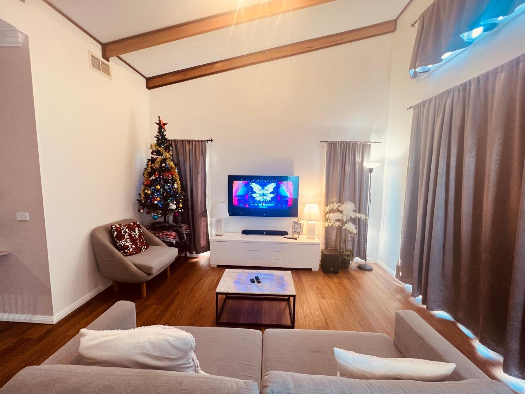 Cosy 4Br Home 15 Minutes Away From Melbourne Airport Saint Albans Ngoại thất bức ảnh