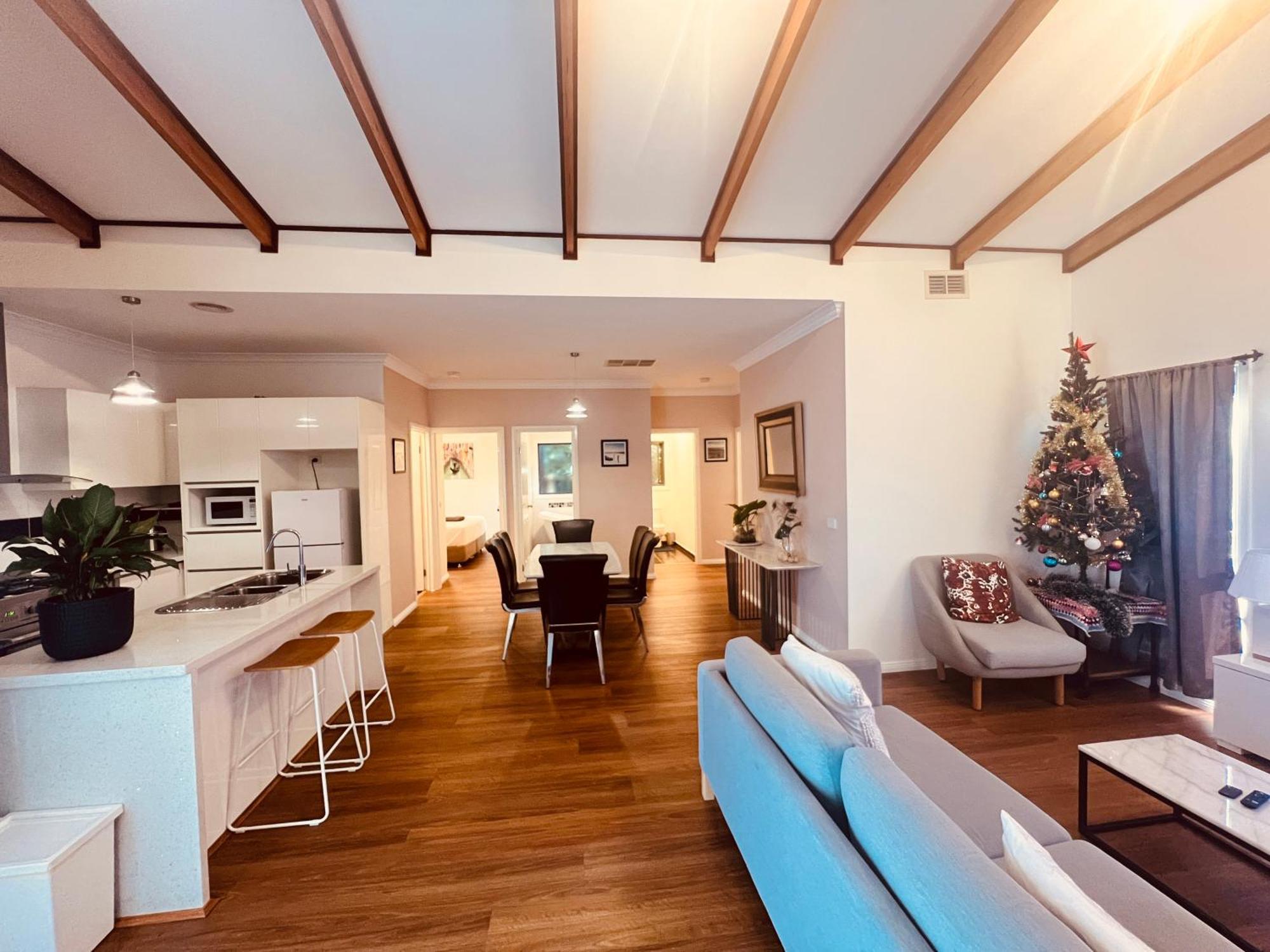 Cosy 4Br Home 15 Minutes Away From Melbourne Airport Saint Albans Ngoại thất bức ảnh