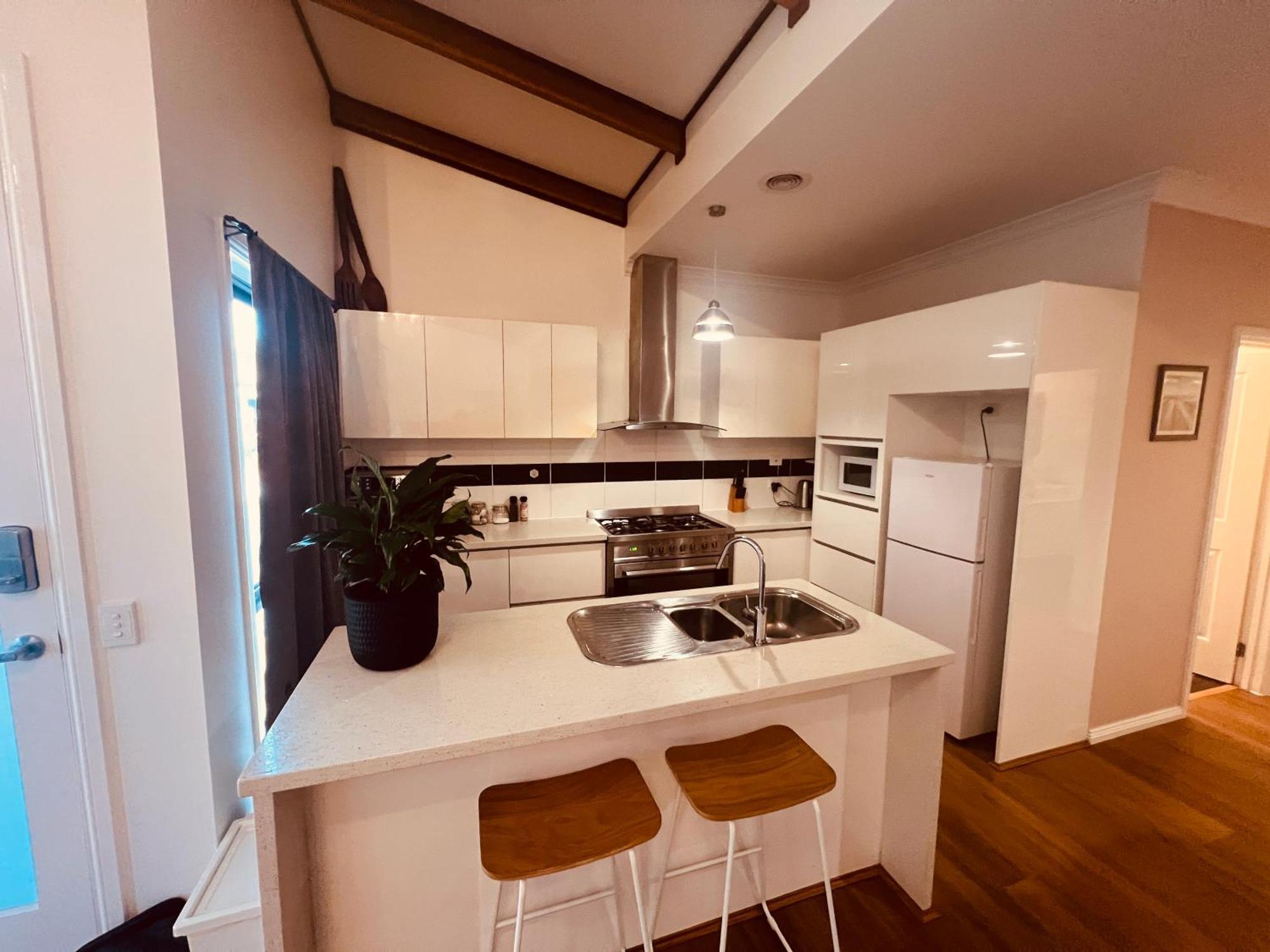 Cosy 4Br Home 15 Minutes Away From Melbourne Airport Saint Albans Ngoại thất bức ảnh