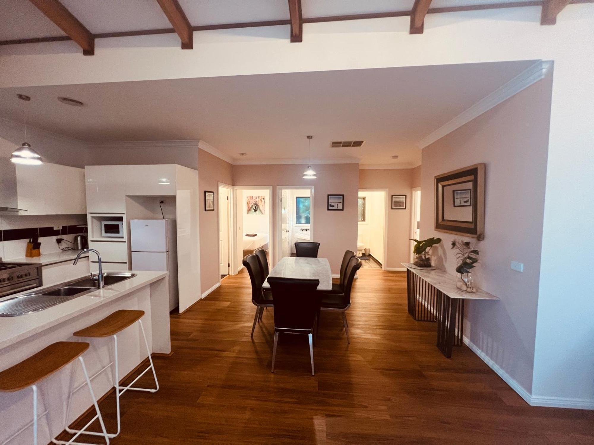 Cosy 4Br Home 15 Minutes Away From Melbourne Airport Saint Albans Ngoại thất bức ảnh
