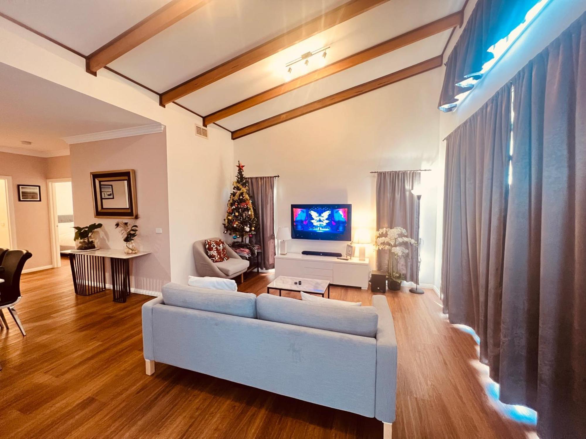 Cosy 4Br Home 15 Minutes Away From Melbourne Airport Saint Albans Ngoại thất bức ảnh
